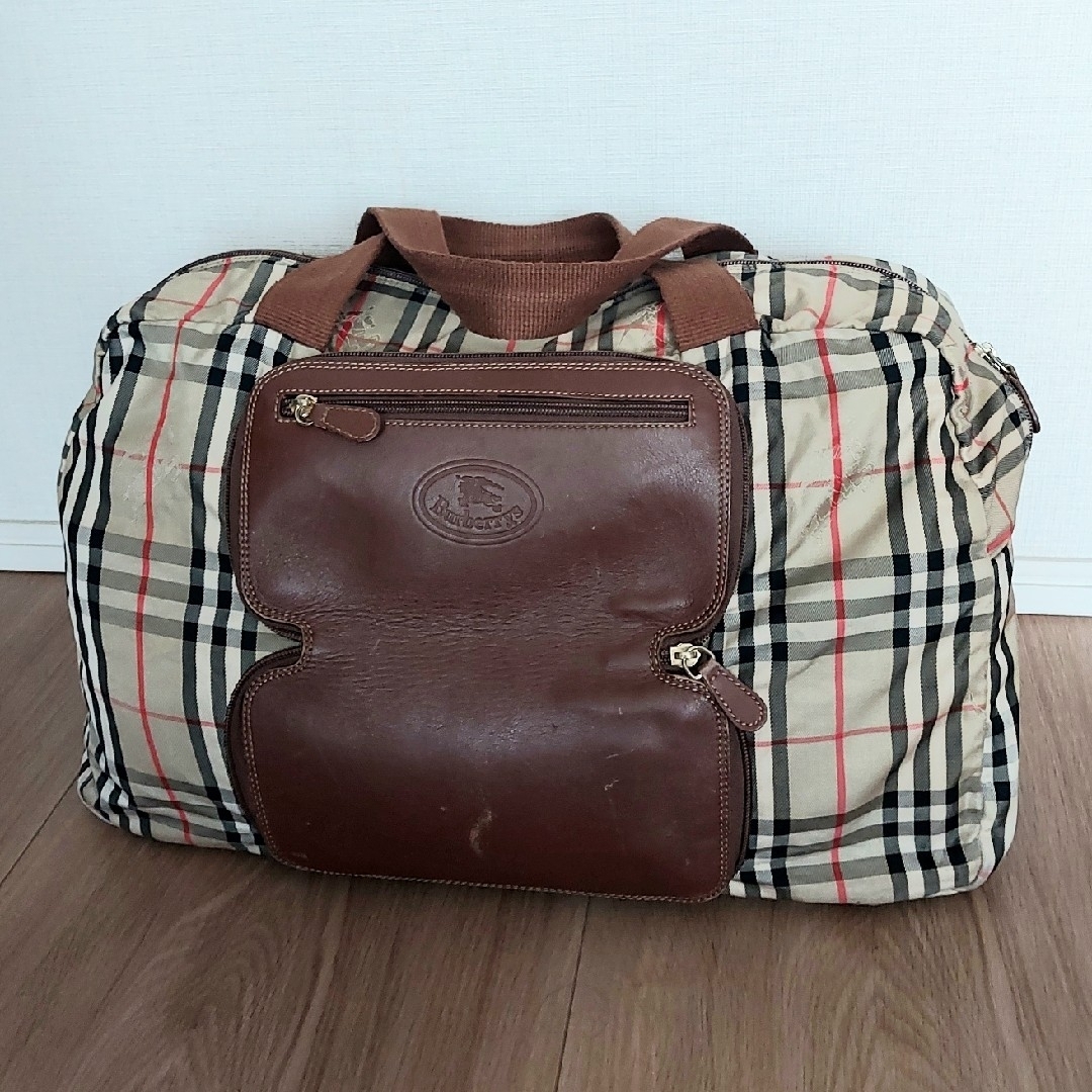 BURBERRY(バーバリー)の★お値下げ中★バーバリー　BURBERRY　折りたたみ　ボストンバッグ レディースのバッグ(ボストンバッグ)の商品写真