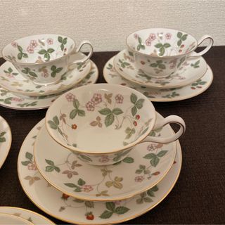 WEDGWOOD - ウェッジウッド ワイルドストロベリー カップ&ソーサー
