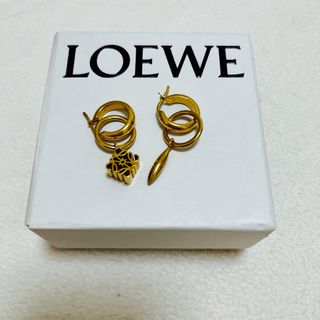 LOEWE - ロエベ アナグラム ピアスの通販 by spomusaaaaand's