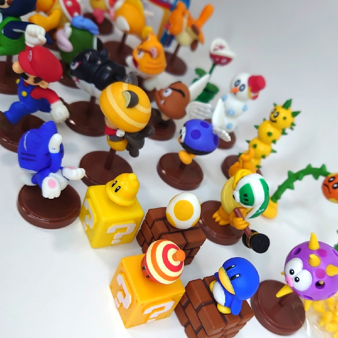 フルタ製菓(フルタセイカ)のスーパーマリオ チョコエッグ 大量まとめセット エンタメ/ホビーのフィギュア(ゲームキャラクター)の商品写真