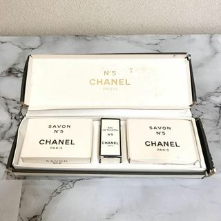 未使用 シャネル CHANEL No.5 石鹸&香水セット サヴォン ミニ香水