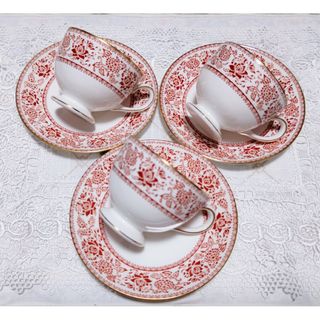 ウェッジウッド(WEDGWOOD)の美品 ウェッジウッド レッドダマスク カップ＆ソーサー 3客セット(グラス/カップ)