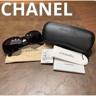 シャネル(CHANEL)のシャネル サングラス カメリア 56□16 130 ブラック(サングラス/メガネ)