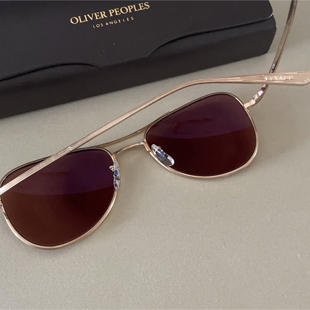 THE ROW(ザロウ)のOV194 新品 OLIVER PEOPLES × THE ROW サングラス メンズのファッション小物(サングラス/メガネ)の商品写真