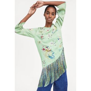 ザラ(ZARA)の新品☆ZARA ザラ フリンジ&刺繍入りトップス グリーン(シャツ/ブラウス(長袖/七分))