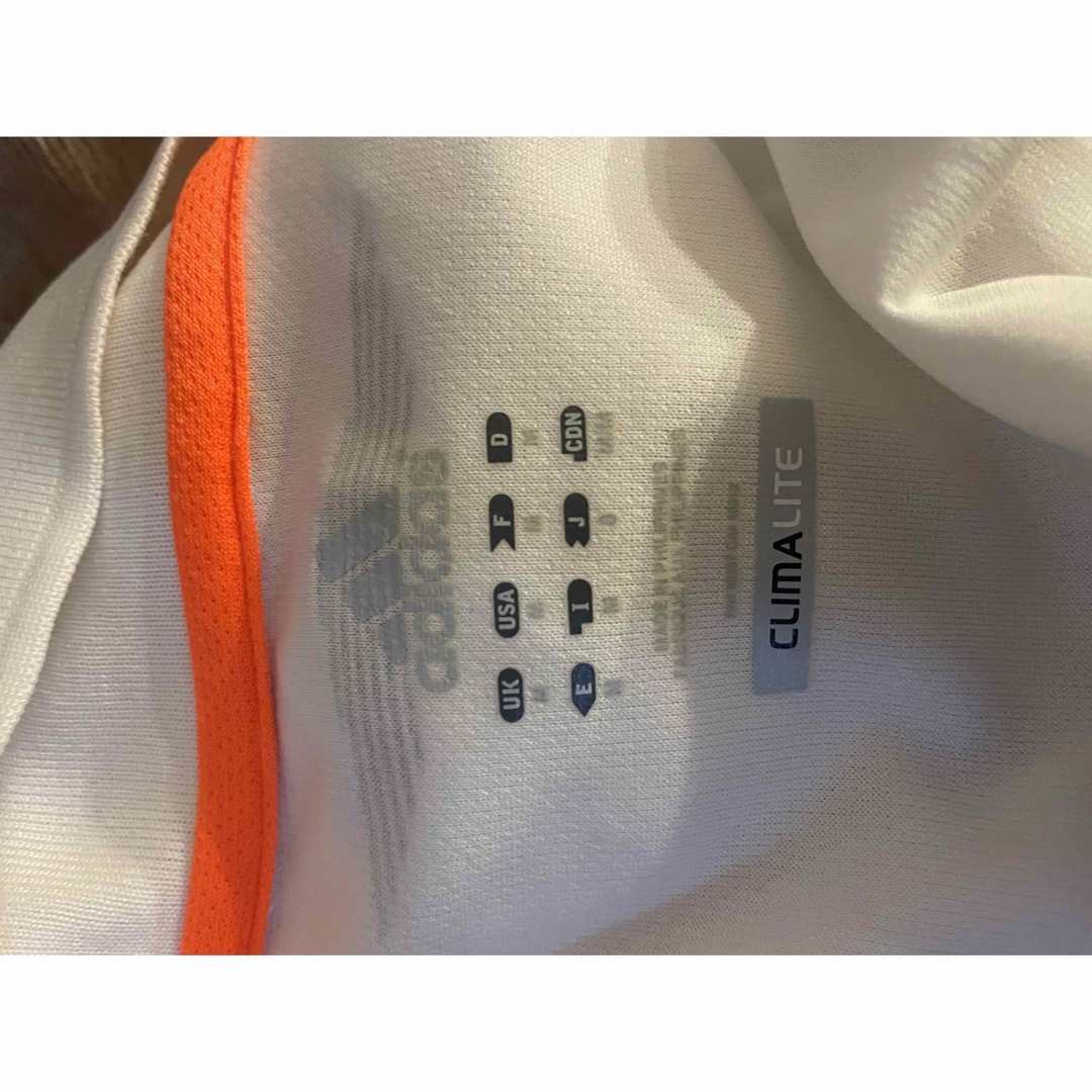 adidas(アディダス)のアディダス　adidas ポロシャツ　ゴルフウェア　ホワイト　サイズ　Ｏ スポーツ/アウトドアのゴルフ(ウエア)の商品写真