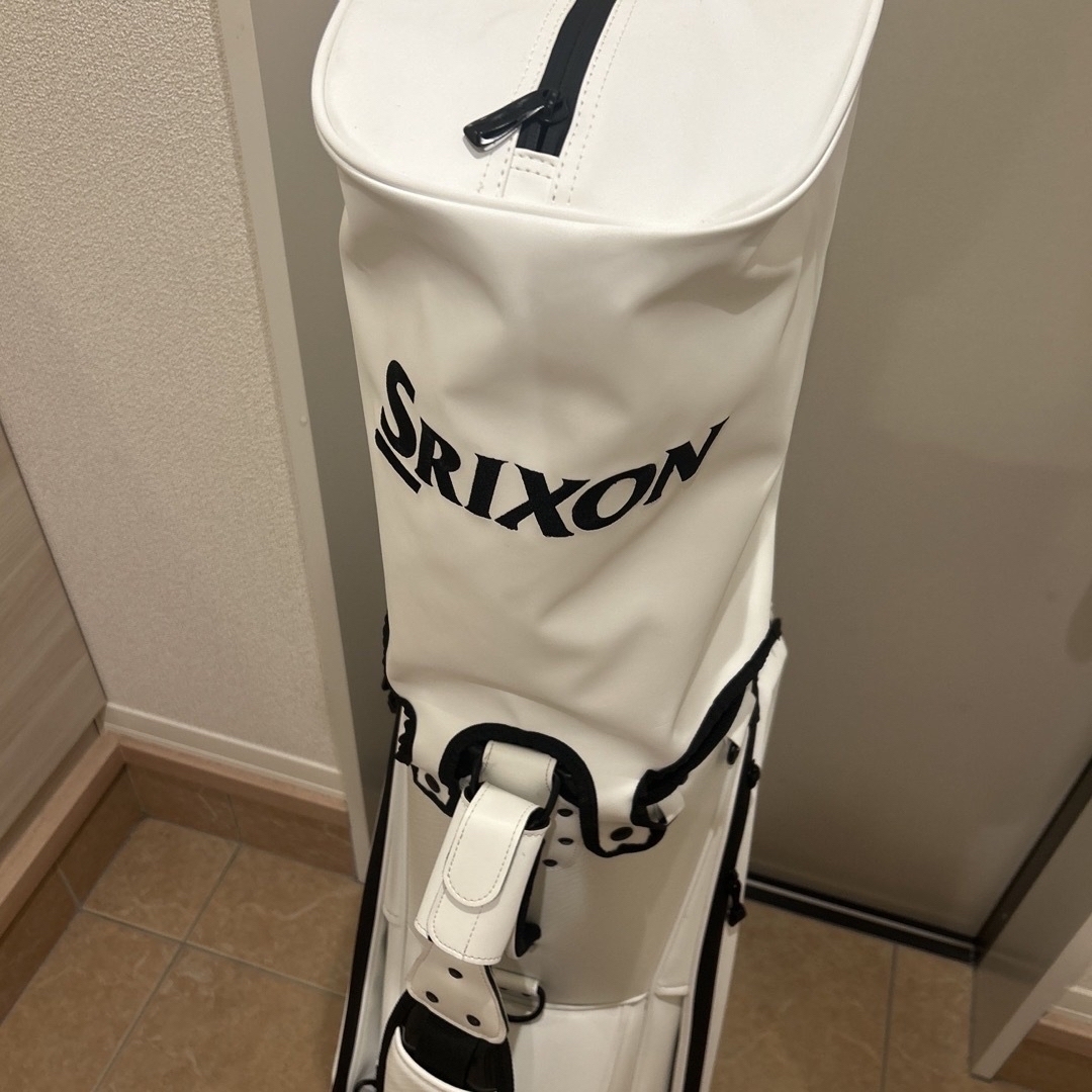 Srixon(スリクソン)のスリクソン　キャディバッグ　ツアーモデル スポーツ/アウトドアのゴルフ(バッグ)の商品写真