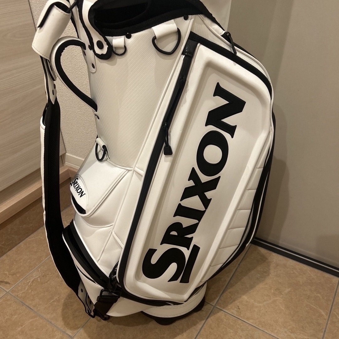 Srixon(スリクソン)のスリクソン　キャディバッグ　ツアーモデル スポーツ/アウトドアのゴルフ(バッグ)の商品写真