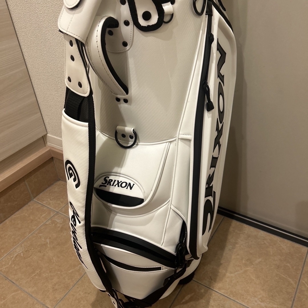 Srixon(スリクソン)のスリクソン　キャディバッグ　ツアーモデル スポーツ/アウトドアのゴルフ(バッグ)の商品写真