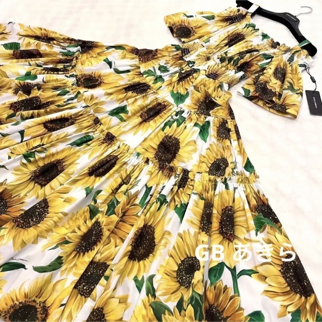 DOLCE&GABBANA(ドルチェアンドガッバーナ)の【未使用】定価31.4万円DOLCE&GABBANAひまわりワンピース　正規品 レディースのワンピース(ロングワンピース/マキシワンピース)の商品写真