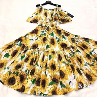 ドルチェアンドガッバーナ(DOLCE&GABBANA)の【未使用】定価31.4万円DOLCE&GABBANAひまわりワンピース　正規品(ロングワンピース/マキシワンピース)