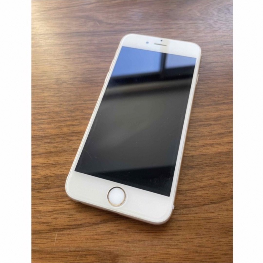iPhone(アイフォーン)のiPhone6 ゴールド　16GB スマホ/家電/カメラのスマートフォン/携帯電話(スマートフォン本体)の商品写真