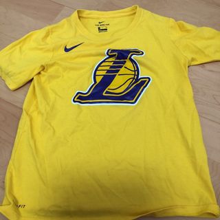 ナイキ(NIKE)のTシャツ　半袖　NIKE レイカーズ　キッズSサイズ　タグ切断済み(Tシャツ/カットソー)