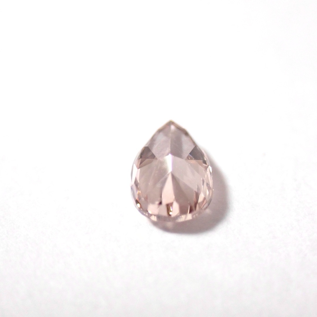 【特価】 ピンク ファンシー ダイヤ ダイヤモンド ルース 裸石 ピンクダイヤ レディースのアクセサリー(その他)の商品写真