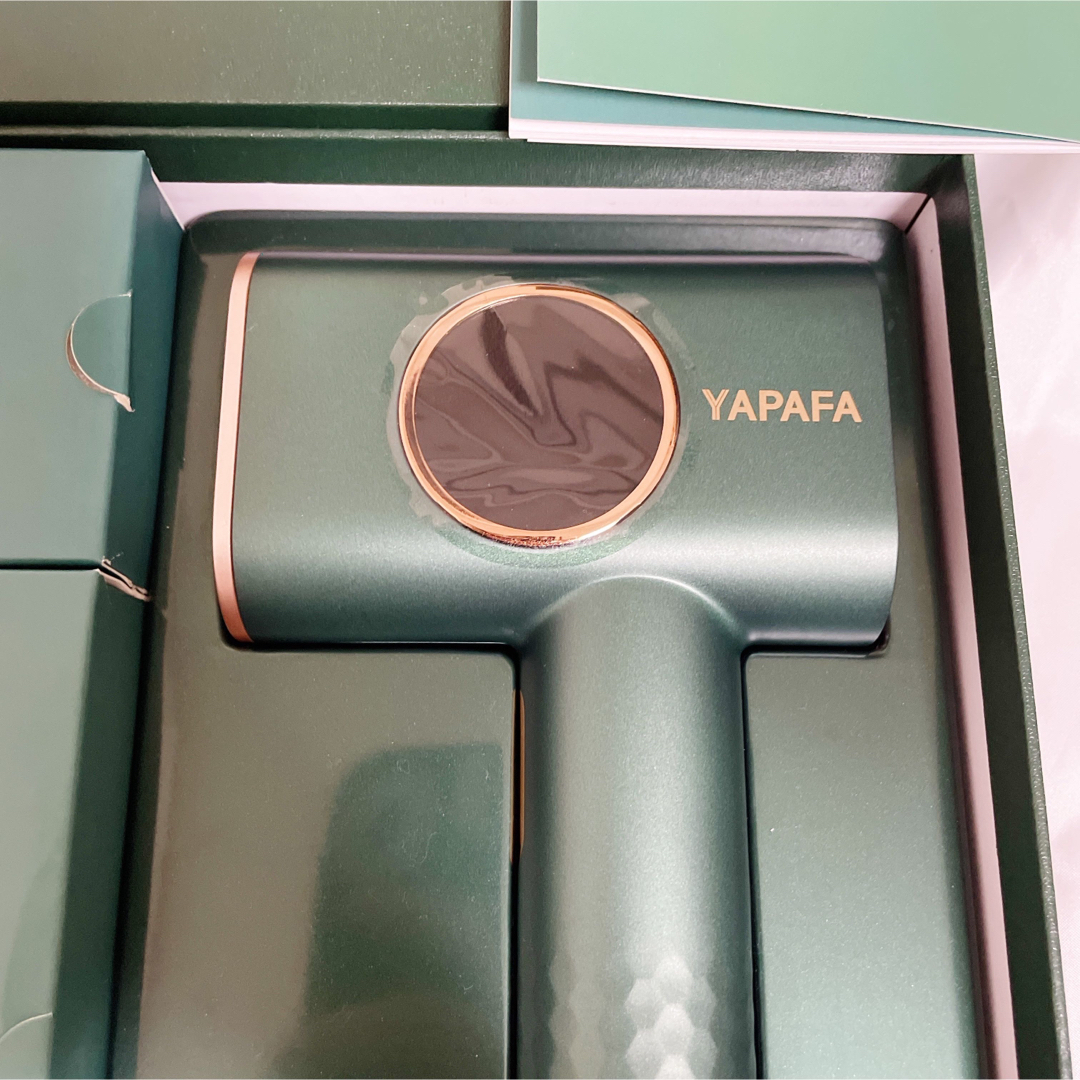 YAPAFA IPL 多機能脱毛器 グリーン スマホ/家電/カメラの美容/健康(ボディケア/エステ)の商品写真