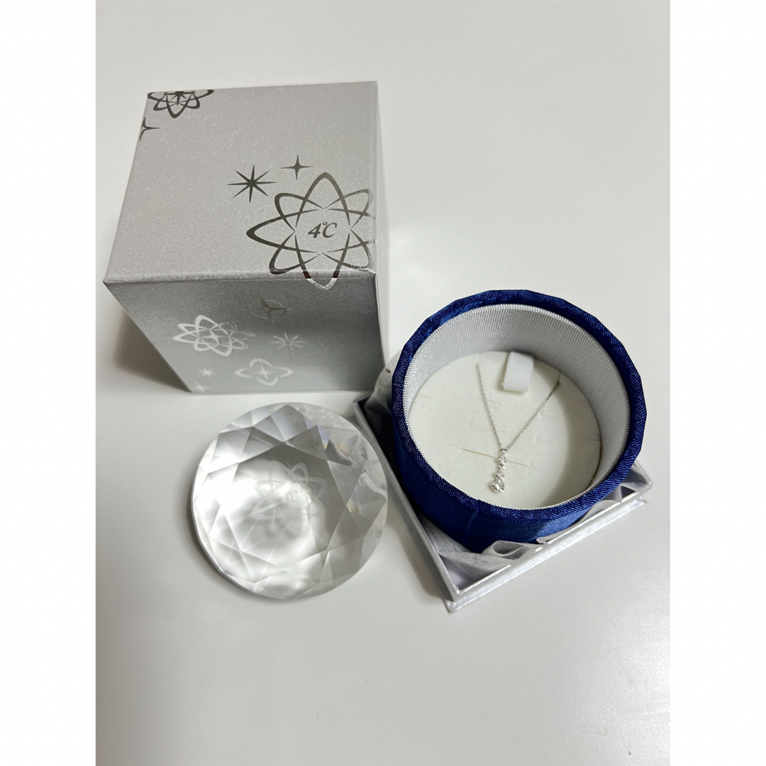 4℃(ヨンドシー)の4℃ 限定BOX ネックレス レディースのアクセサリー(ネックレス)の商品写真