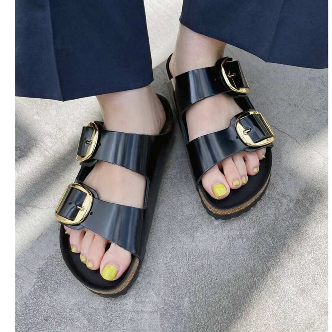 Spick & Span(スピックアンドスパン)の専用【BIRKEN STOCK 】 ARIZONA BIG BUCKLE レディースの靴/シューズ(サンダル)の商品写真