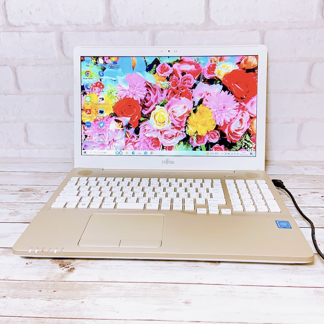 富士通 - 早い者勝ち✨超美品‼大容量/カメラ付✨すぐ使えるノート