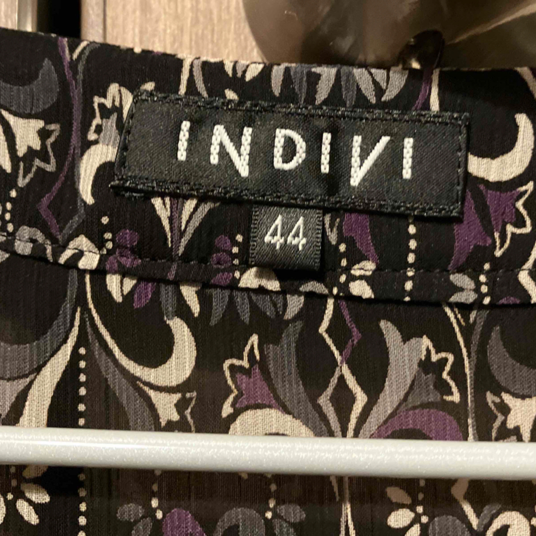 INDIVI(インディヴィ)のチュニック　INDIVI  サイズ44 レディースのトップス(チュニック)の商品写真