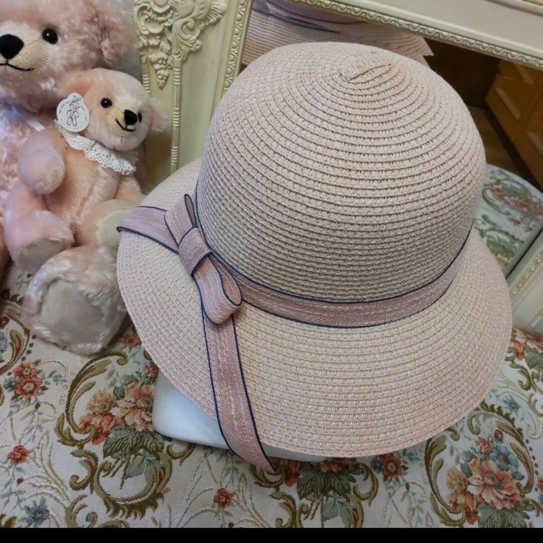 1839 ピンク りぼん付き麦わら帽子 顎紐有 レディースの帽子(麦わら帽子/ストローハット)の商品写真