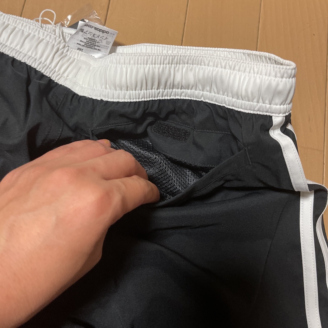 adidas(アディダス)の最終処分 新品160 アディダス adidas 水着 海水パンツ トランクス水着 キッズ/ベビー/マタニティのキッズ服男の子用(90cm~)(水着)の商品写真