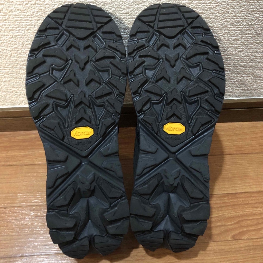 HOKA ONE ONE(ホカオネオネ)の美品 ホカオネオネ アナカパブリーズロー 28cm HOKA ONE ONE メンズの靴/シューズ(スニーカー)の商品写真