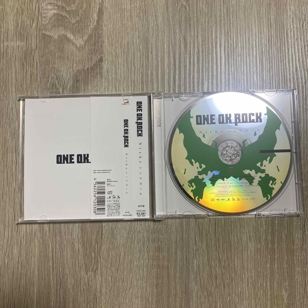 ONE OK ROCK(ワンオクロック)のNicheシンドローム エンタメ/ホビーのCD(ポップス/ロック(邦楽))の商品写真