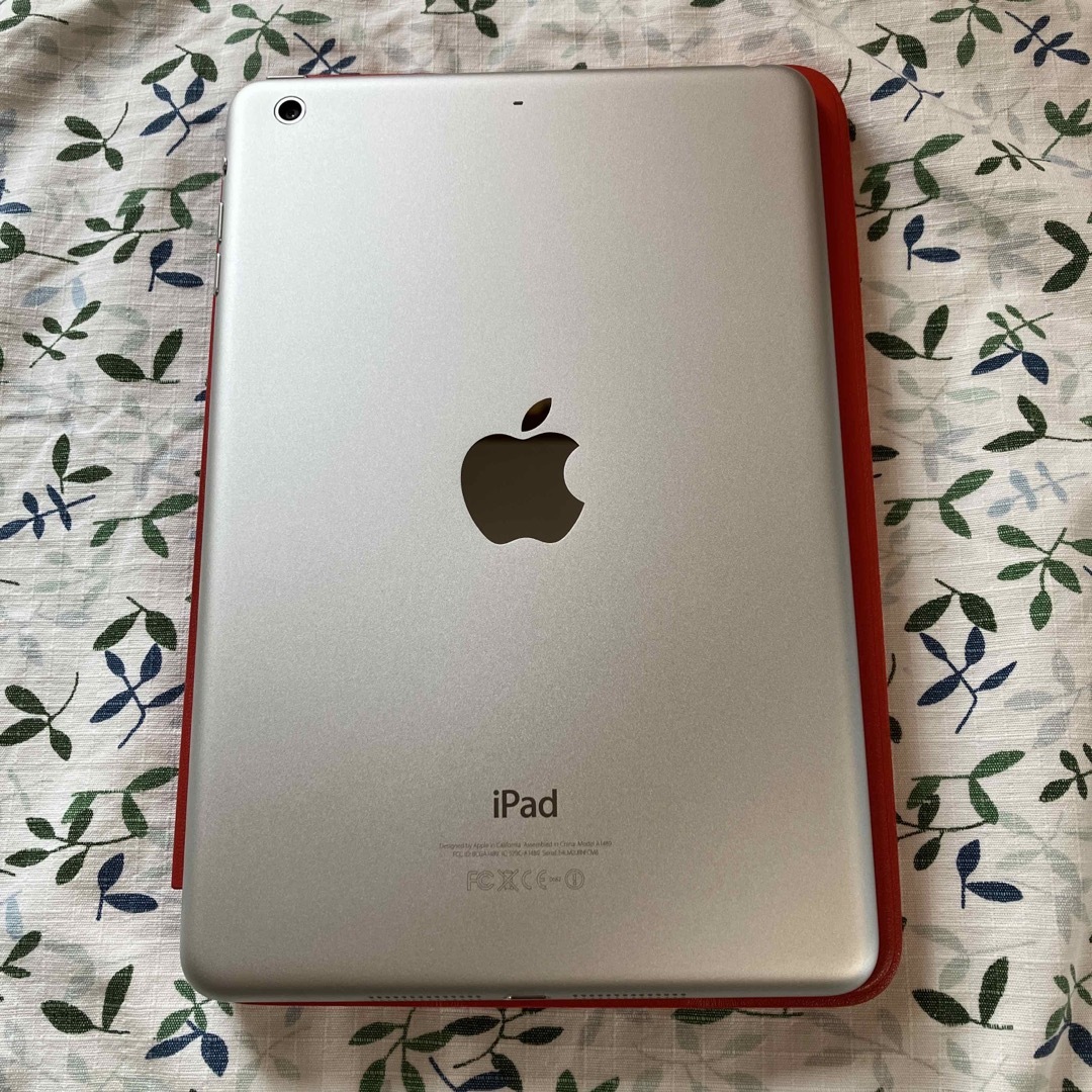 iPad mini2 シルバー16GB Wi-Fiモデル＋Smart Case