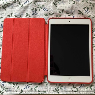 アイパッド(iPad)のiPad mini2 シルバー16GB Wi-Fiモデル＋Smart Case (タブレット)