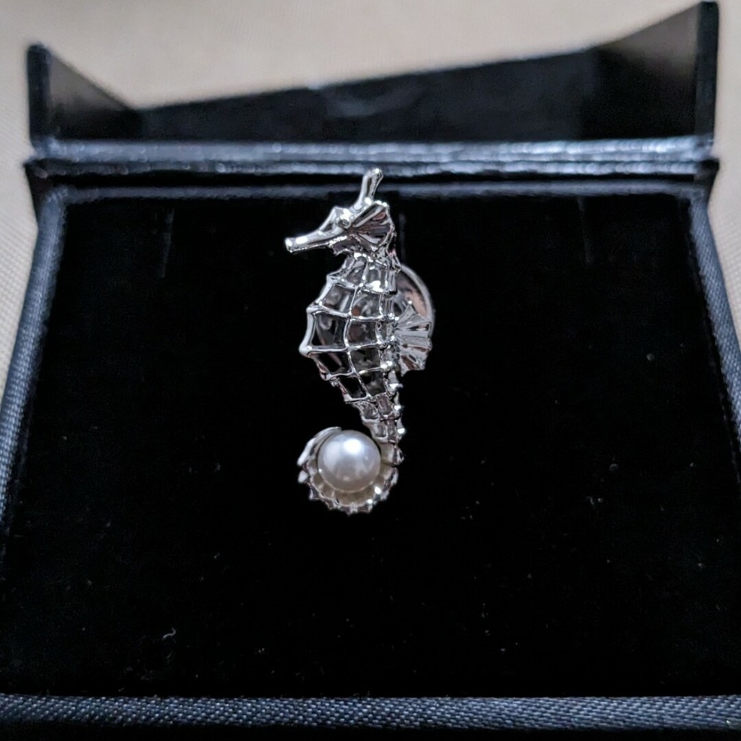 MIKIMOTO タツノオトシゴ ピンブローチ アクセサリー MIKIMOTO タツノオトシゴ ピンブローチ アクセサリー