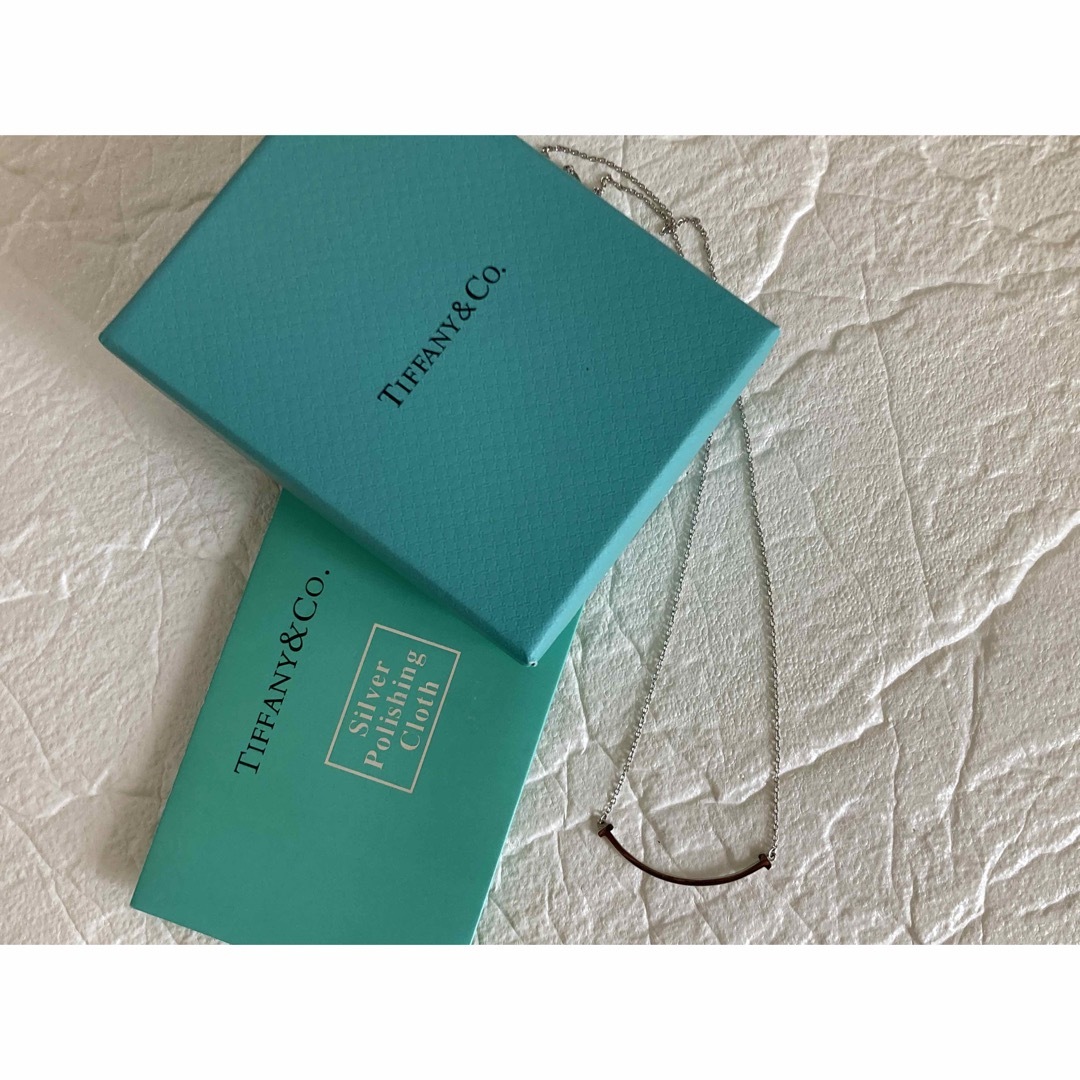 Tiffany & Co.(ティファニー)の【中古美品早い物勝ち】Tiffany Tスマイルペンダント　スモール　シルバー レディースのアクセサリー(ネックレス)の商品写真