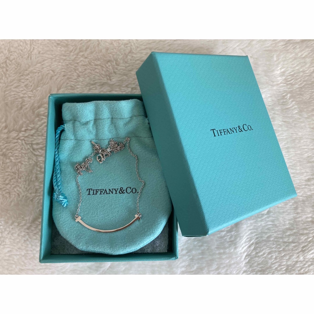 Tiffany & Co.(ティファニー)の【中古美品早い物勝ち】Tiffany Tスマイルペンダント　スモール　シルバー レディースのアクセサリー(ネックレス)の商品写真