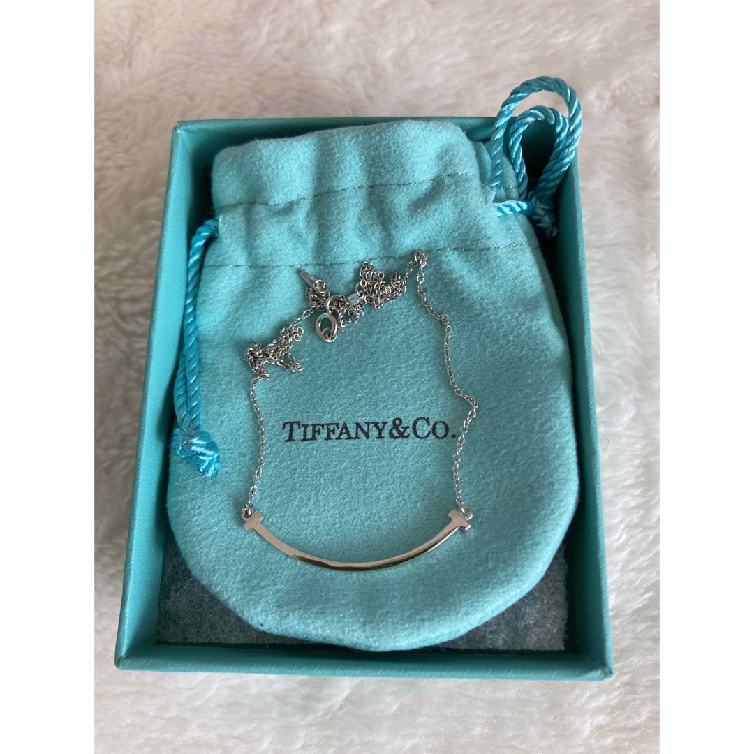 Tiffany & Co.(ティファニー)の【中古美品早い物勝ち】Tiffany Tスマイルペンダント　スモール　シルバー レディースのアクセサリー(ネックレス)の商品写真