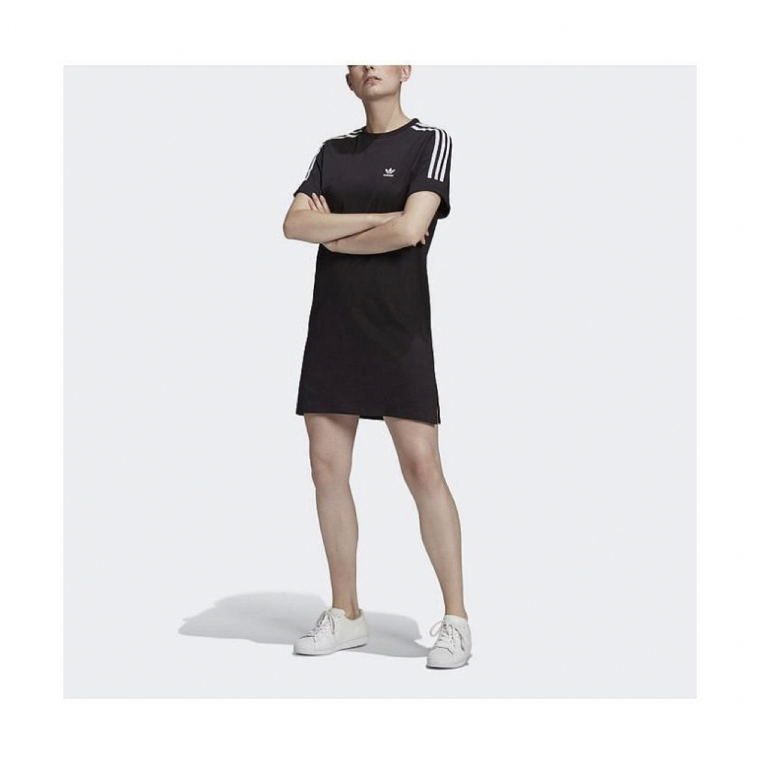 adidas(アディダス)の新品未使用タグ付　adidas ワンピース　スポーティ　ライン　Tシャツ レディースのワンピース(ひざ丈ワンピース)の商品写真