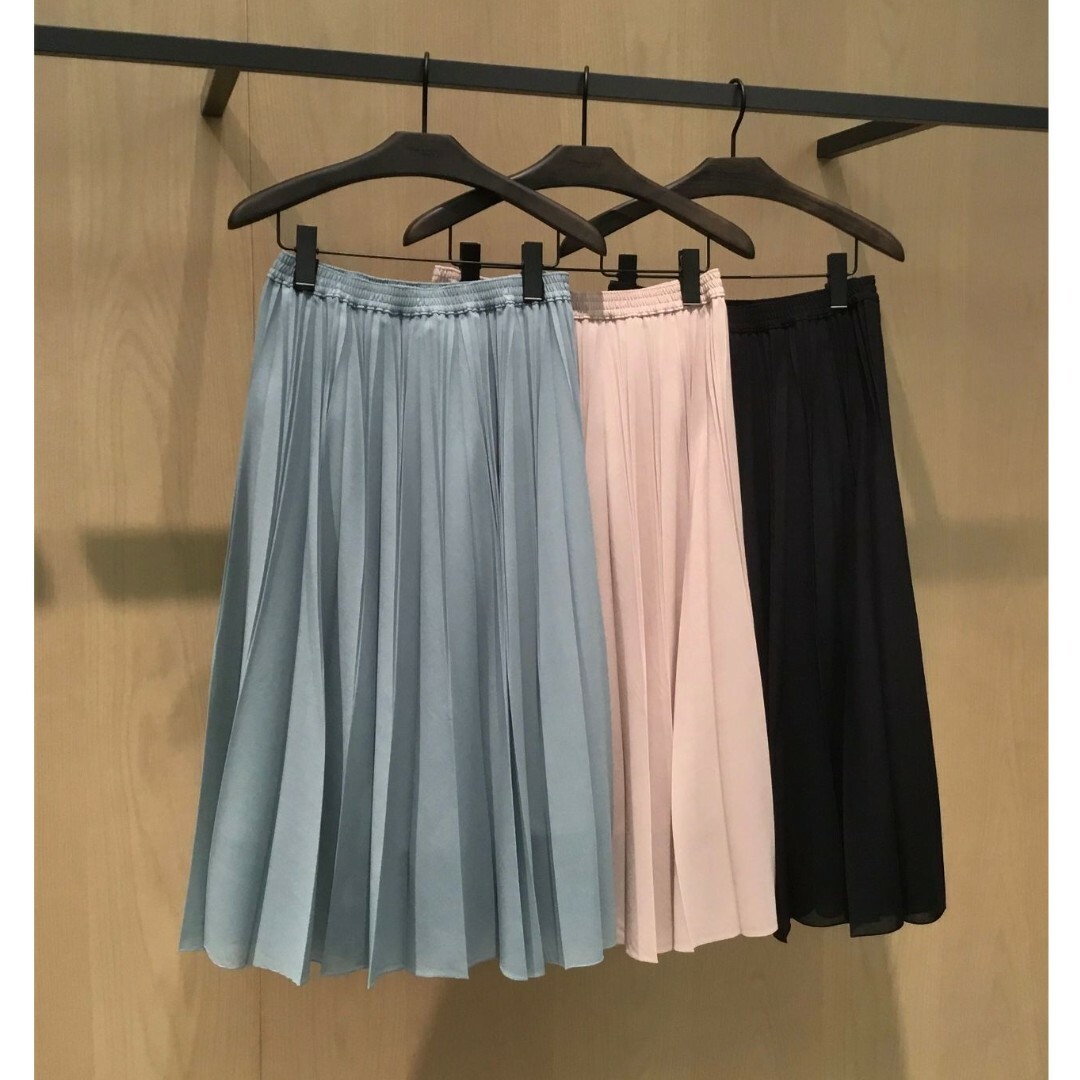ロングスカート美品 2020 セオリー  変形アコーディオンプリーツスカート サイズＭ