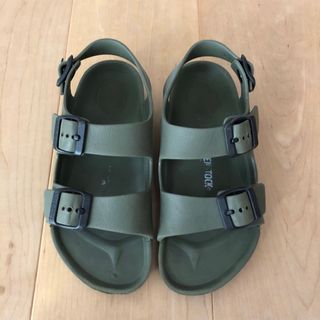 ビルケンシュトック(BIRKENSTOCK)のビルケンシュトック　キッズサンダル　EYA カーキ　21.0(サンダル)