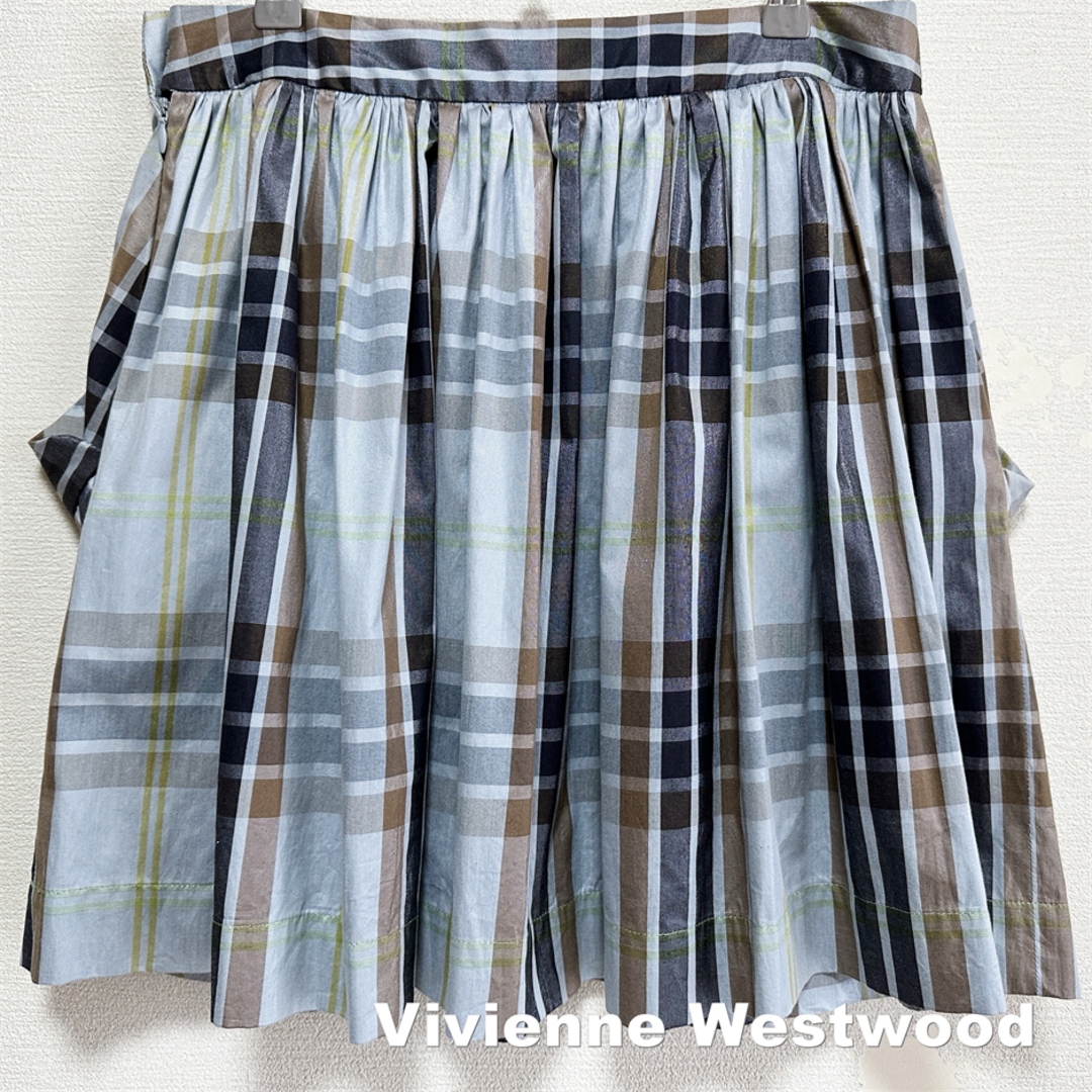 Vivienne Westwood(ヴィヴィアンウエストウッド)の【Vivienne Westwood】タータンチェック スカート タグ付未使用 レディースのスカート(ひざ丈スカート)の商品写真