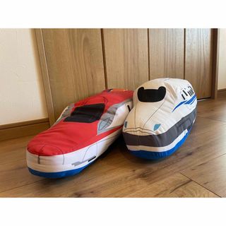 トミー(TOMMY)のプラレール♡クッション２個セット（こまち、のぞみ）(電車のおもちゃ/車)