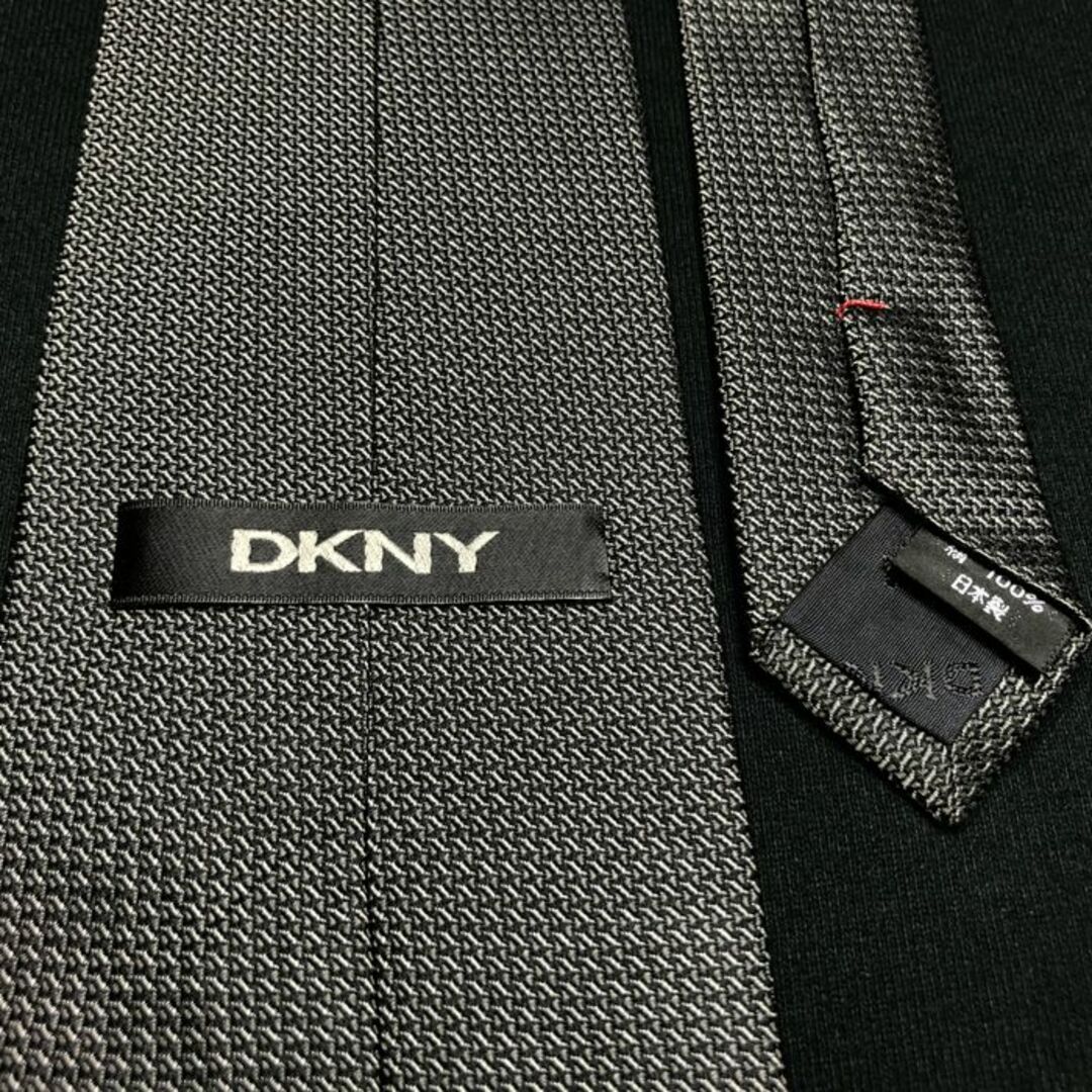 Donna Karan(ダナキャラン)のDKNYダナキャラン 無地 ダークグレー ネクタイ A106-C01 メンズのファッション小物(ネクタイ)の商品写真