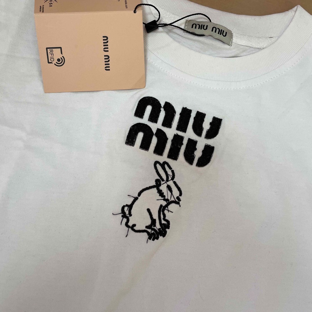 miumiu(ミュウミュウ)のmiumiu Ｔシャツ レディースのトップス(Tシャツ(半袖/袖なし))の商品写真
