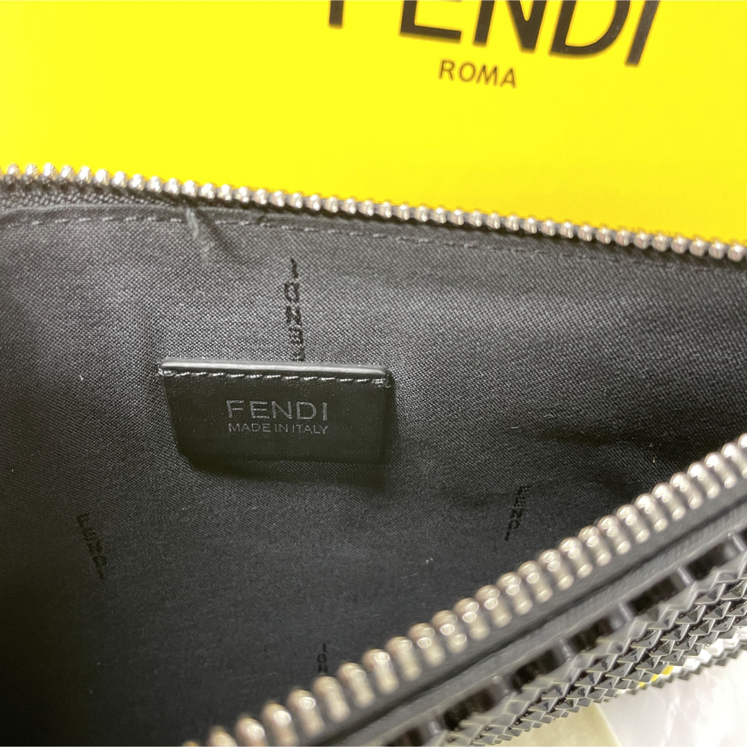 FENDI クラッチバッグ モンスター スタッズ バグズアイ レザー