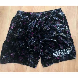 シュプリーム(Supreme)のm様専用　Supreme Floral Velour Short(ショートパンツ)