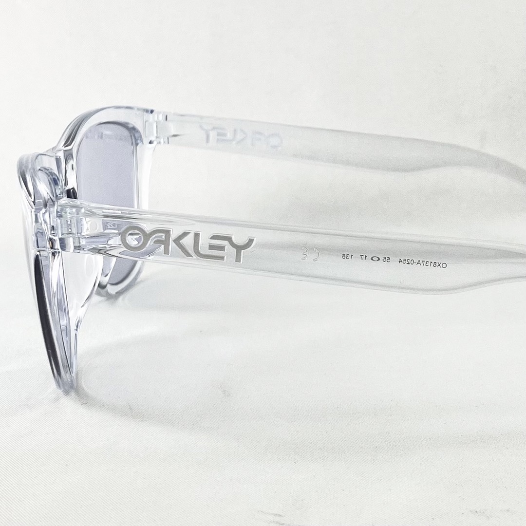 オークリーox8137-02ライトブルーグレーサングラスFrogskins