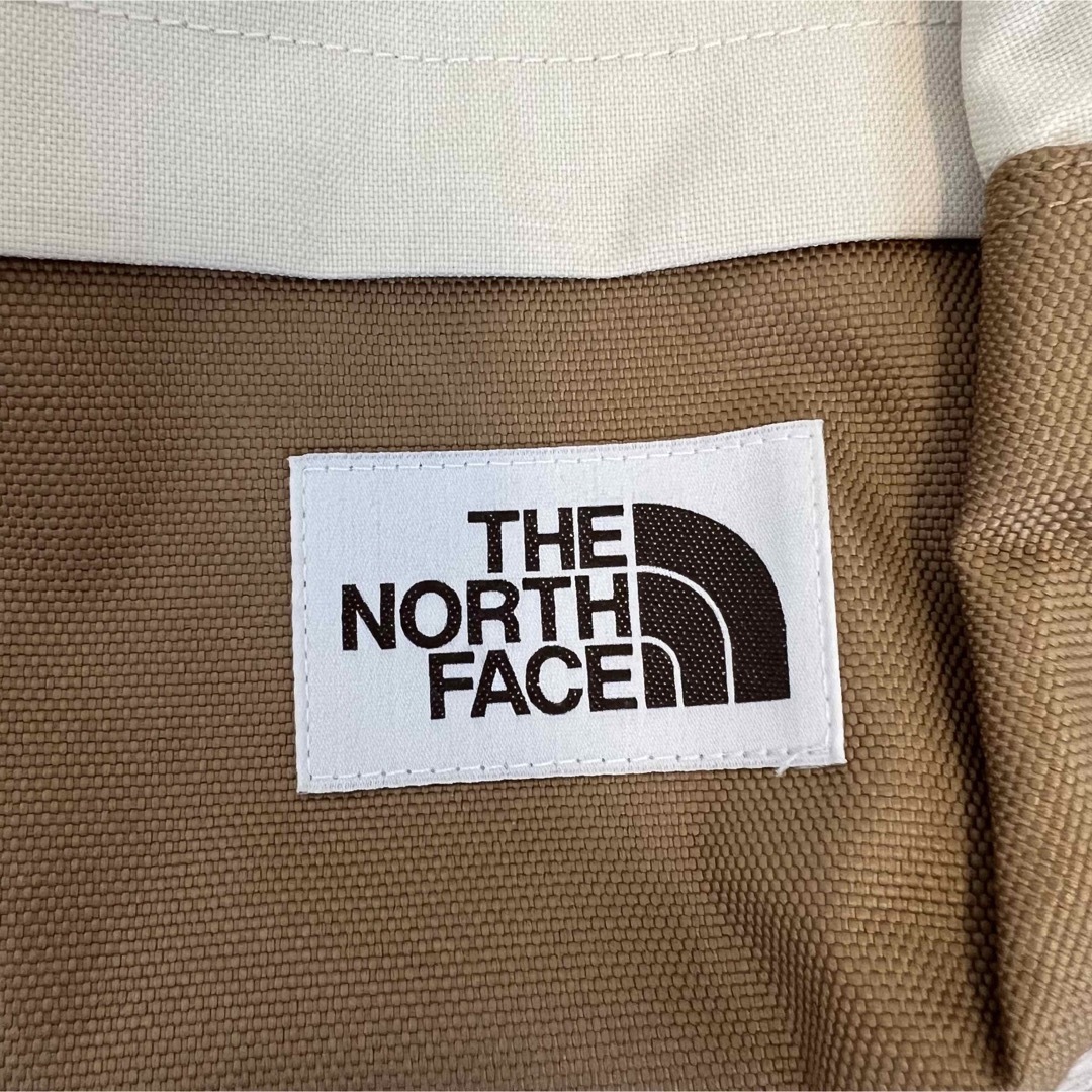 THE NORTH FACE(ザノースフェイス)の【WEB限定】THE NORTH FACE Lumbar Pack メンズのバッグ(ウエストポーチ)の商品写真