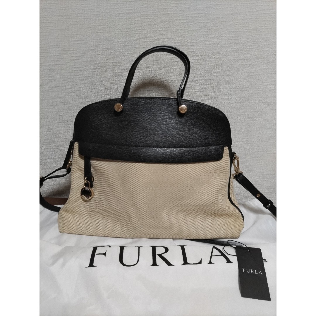 Furla(フルラ)のFURLAパイパー　バイカラー レディースのバッグ(ハンドバッグ)の商品写真