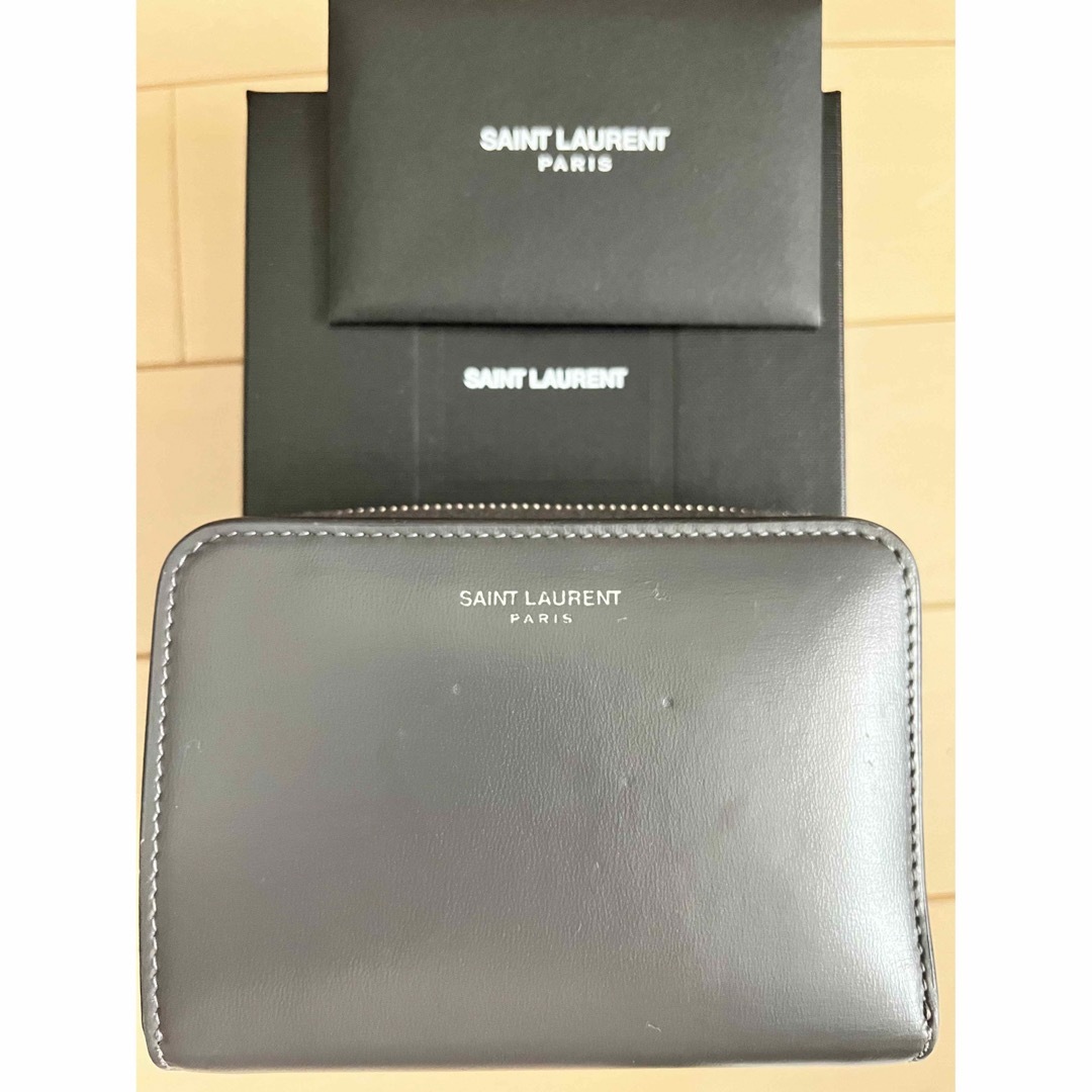 Yves Saint Laurent(イヴサンローラン)のサンローラン財布(折り畳み財布)箱付き レディースのファッション小物(財布)の商品写真