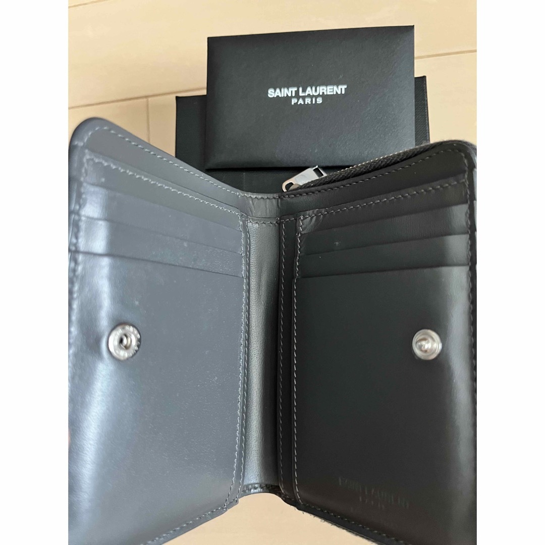 Yves Saint Laurent(イヴサンローラン)のサンローラン財布(折り畳み財布)箱付き レディースのファッション小物(財布)の商品写真