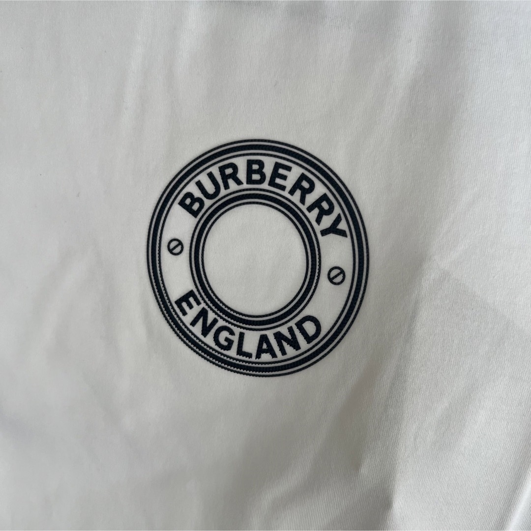 【新品】Burberry 大人も着れるキッズTシャツラバーロゴ12A 152cm