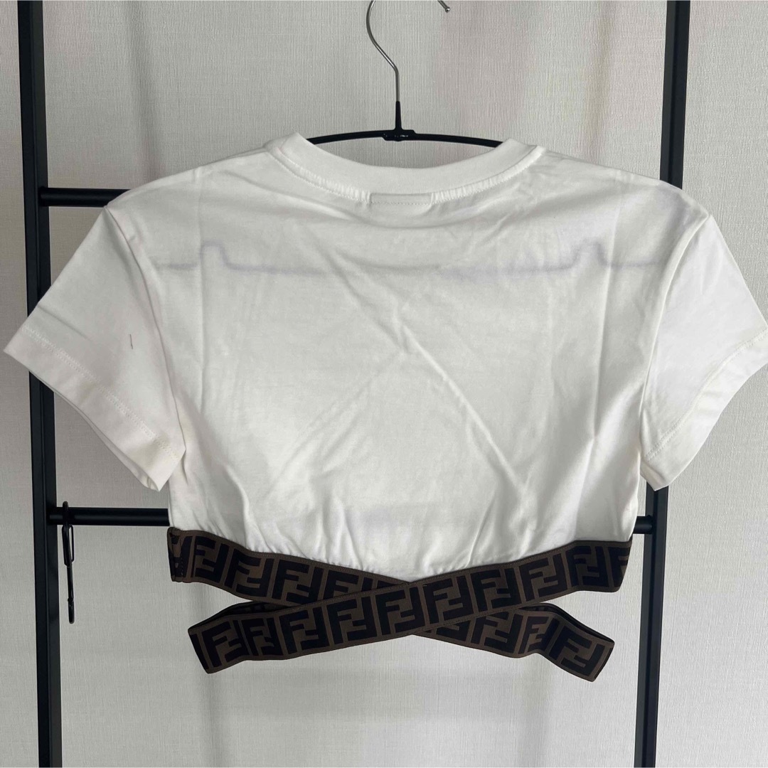 FENDI(フェンディ)の【新品】FENDI 大人も着れるキッズTシャツ FFロゴ 12A 152cm レディースのトップス(Tシャツ(半袖/袖なし))の商品写真