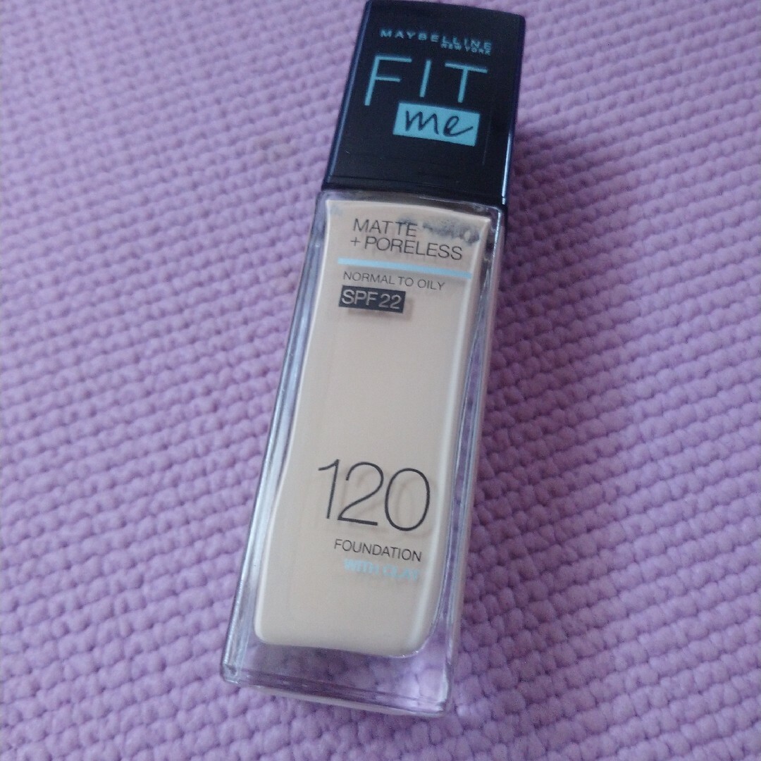 MAYBELLINE(メイベリン)のメイベリン フィットミー リキッドファンデーション R 120 30ml コスメ/美容のベースメイク/化粧品(ファンデーション)の商品写真